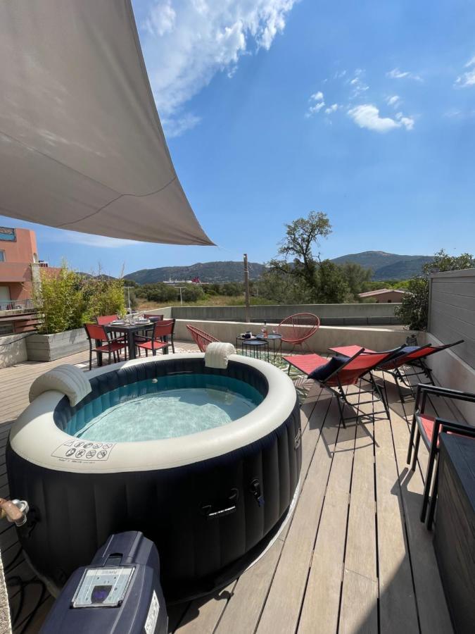 Superbe Appartement Sur Le Port, Jacuzzi, Piscine Porto-Vecchio  Kültér fotó